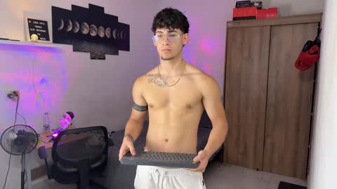 Snapshot of kisan_smith chatting on September 2025 05:23:02 AM Kisan online show from September 2025 05:23:02 AM