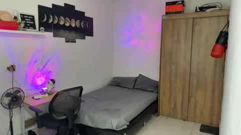 Snapshot of kisan_smith chatting on October 2025 01:39:01 AM Kisan online show from October 2025 01:39:01 AM