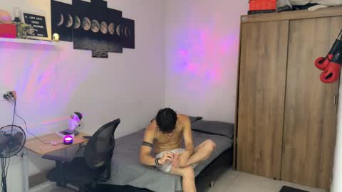 Snapshot of kisan_smith chatting on October 2025 03:03:02 AM Kisan online show from October 2025 03:03:02 AM