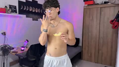 Snapshot of kisan_smith chatting on October 2025 05:11:02 AM Kisan online show from October 2025 05:11:02 AM