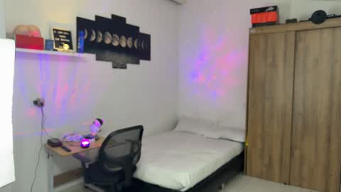 Snapshot of kisan_smith chatting on November 2025 02:01:02 AM Kisan online show from November 2025 02:01:02 AM