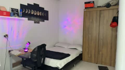 Snapshot of kisan_smith chatting on November 2025 02:12:01 AM Kisan online show from November 2025 02:12:01 AM