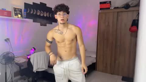 Snapshot of kisan_smith chatting on November 2025 02:31:02 AM Kisan online show from November 2025 02:31:02 AM