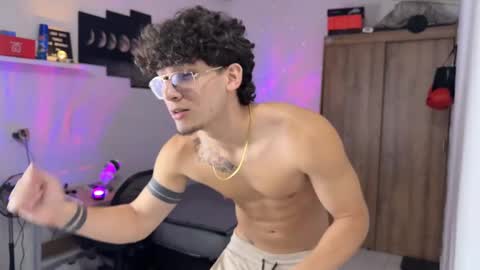 Snapshot of kisan_smith chatting on November 2025 01:22:01 AM Kisan online show from November 2025 01:22:01 AM