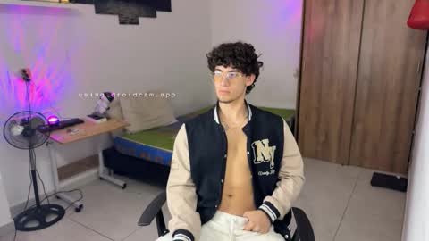 Snapshot of kisan_smith chatting on January 2026 03:22:02 AM Kisan online show from January 2026 03:22:02 AM