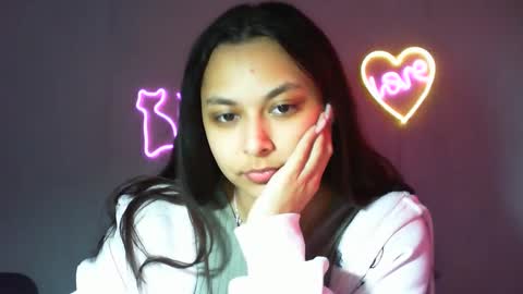 Snapshot of kiss_ameliaa chatting on February 2025 07:23:01 AM kiss_ameliaa online show from February 2025 07:23:01 AM