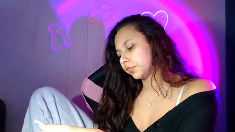 Snapshot of kiss_ameliaa chatting on February 2025 01:38:02 PM kiss_ameliaa online show from February 2025 01:38:02 PM