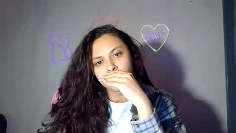 Snapshot of kiss_ameliaa chatting on March 2025 07:32:02 PM kiss_ameliaa online show from March 2025 07:32:02 PM