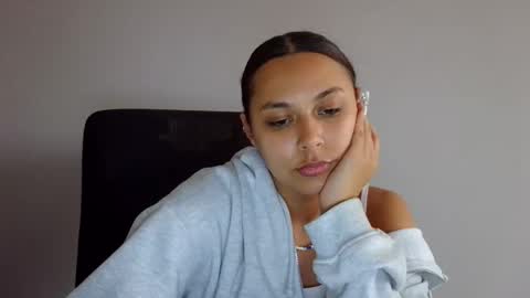Snapshot of kiss_ameliaa chatting on October 2025 12:47:02 PM kiss_ameliaa online show from October 2025 12:47:02 PM