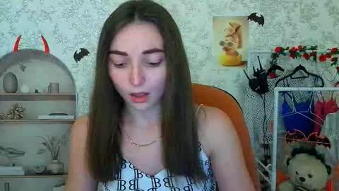 Valeria online show from October 2025 02:20:01 PM