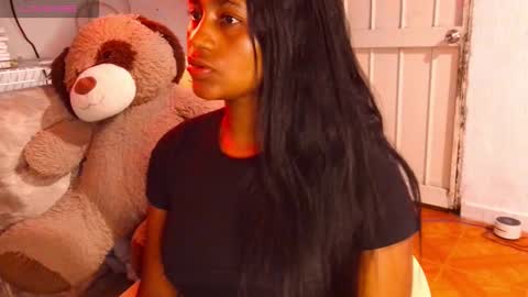 Violet  online show from December 2025 01:58:02 AM