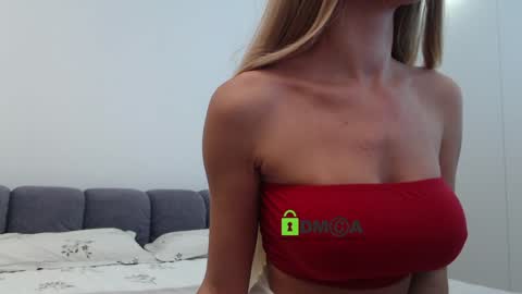 Alexandra online show from December 2024 05:33:02 PM
