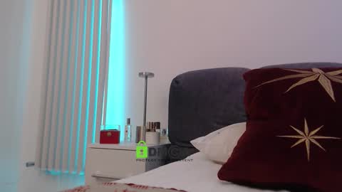 Alexandra online show from February 2026 07:37:01 PM