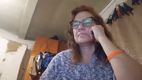 kissandvibe online show from October 2025 07:25:01 PM