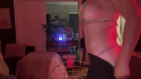 Snapshot of kissasaintt chatting on April 2026 05:23:01 AM kissasaintt online show from April 2026 05:23:01 AM