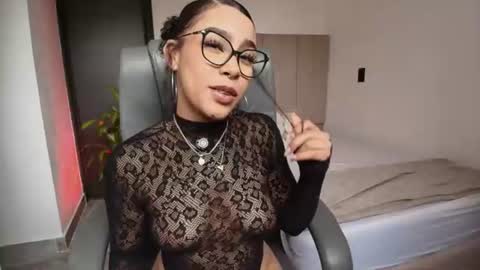 Snapshot of kisscocoaxo chatting on June 2026 06:10:02 PM cocoa online show from June 2026 06:10:02 PM
