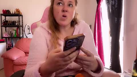 kissica online show from October 2025 10:58:02 AM