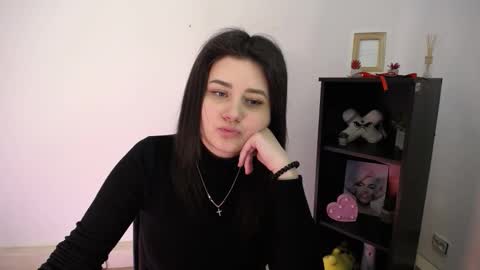 kissleoxx online show from February 2026 01:05:02 PM