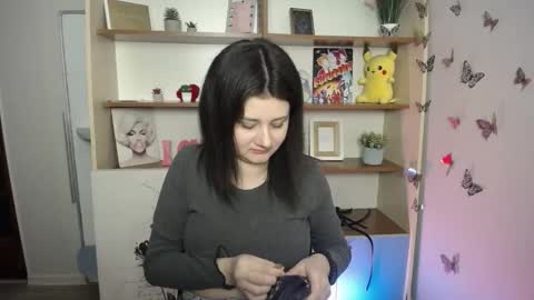 kissleoxx online show from April 2026 12:06:01 PM