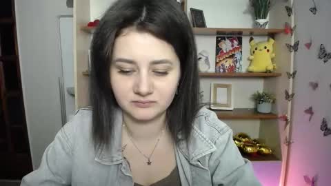 Snapshot of kissleoxx chatting on May 2026 12:10:01 PM kissleoxx online show from May 2026 12:10:01 PM