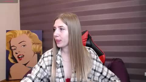 Snapshot of kissme_now chatting on September 2025 07:10:02 AM kissme_now online show from September 2025 07:10:02 AM