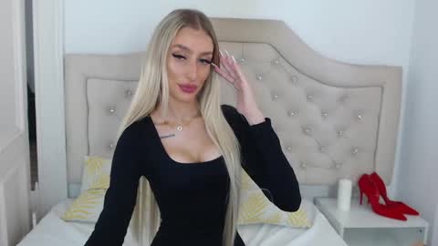 Natalie online show from October 2025 07:16:01 AM