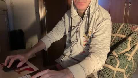 kissofbanned1983 online show from February 2026 10:33:02 AM