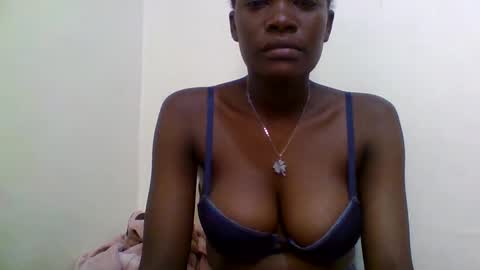 Snapshot of kissybabe01 chatting on October 2025 06:39:01 PM kissybabe01 online show from October 2025 06:39:01 PM