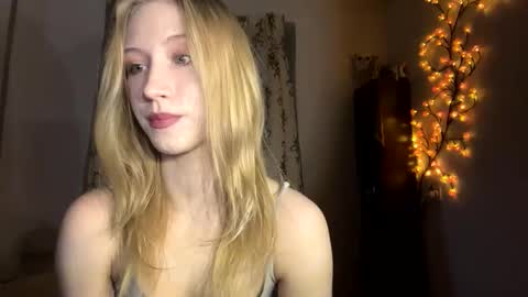 Snapshot of kitekaat chatting on October 2025 01:34:01 PM Kitekaat online show from October 2025 01:34:01 PM