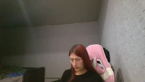kiti_kitiss online show from May 2026 06:27:01 PM