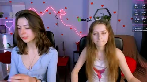 kitniss online show from April 2026 07:11:02 PM