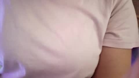 Snapshot of kitsuneniki chatting on January 2026 05:59:01 PM kitsuneniki online show from January 2026 05:59:01 PM