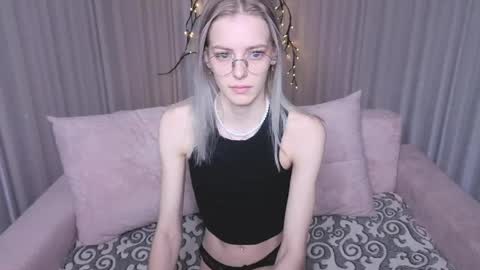 Kitty online show from May 2026 12:50:01 AM
