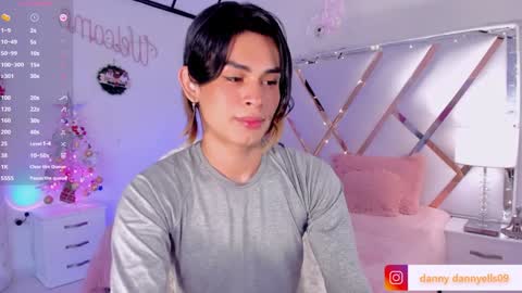 dann  online show from December 2024 01:17:01 PM