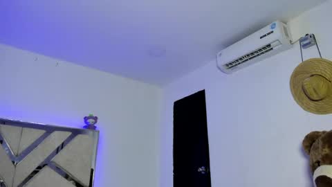 kitty_and_masterboyy online show from April 2026 01:38:01 AM