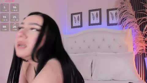Snapshot of kitty_blueee chatting on July 2026 04:03:02 AM kitty online show from July 2026 04:03:02 AM