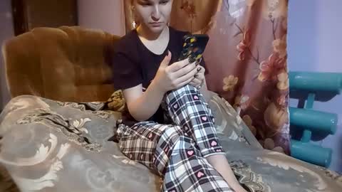 Kitti online show from December 2025 06:54:02 AM