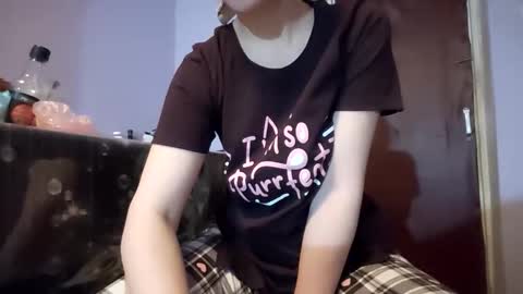 Kitti online show from December 2025 08:02:01 PM