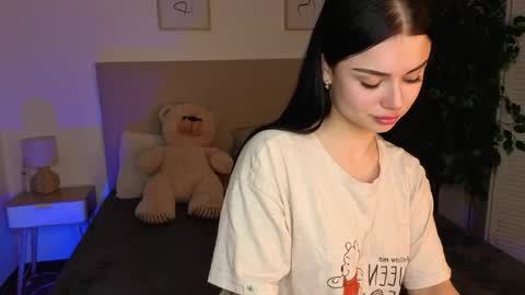 kitty_cut1ee_ online show from April 2026 07:56:01 AM