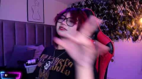 Camila online show from November 2025 02:23:02 AM