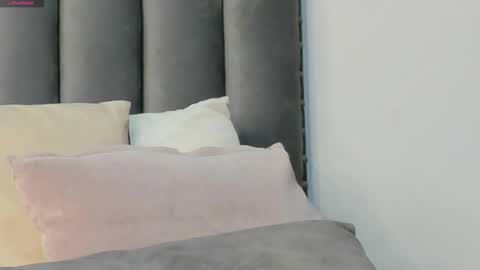 Katy online show from September 2025 02:33:02 AM