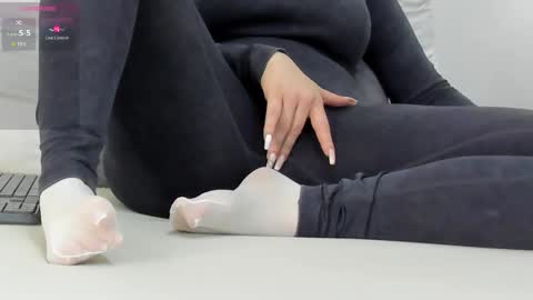 Katy online show from November 2025 02:58:01 AM