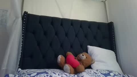 kitty_kerry online show from February 2026 02:54:01 PM