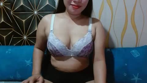 Snapshot of kitty_kheira chatting on July 2026 06:55:01 PM Kheira online show from July 2026 06:55:01 PM
