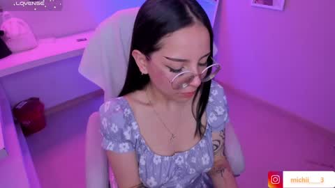 Snapshot of kitty_patitas_suavess chatting on June 2026 02:39:01 AM Kitty online show from June 2026 02:39:01 AM