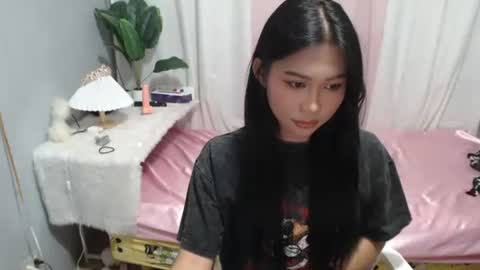 kitty for you online show from October 2025 03:45:02 PM