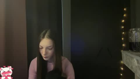 Snapshot of kitty_pussik chatting on April 2026 09:15:02 PM kitty_pussik online show from April 2026 09:15:02 PM