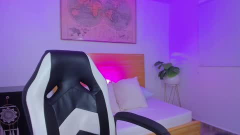 K I T T Y online show from February 2026 01:39:02 PM