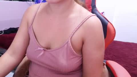 Snapshot of kittybabe19 chatting on March 2026 07:59:01 AM SEXYASS69 online show from March 2026 07:59:01 AM