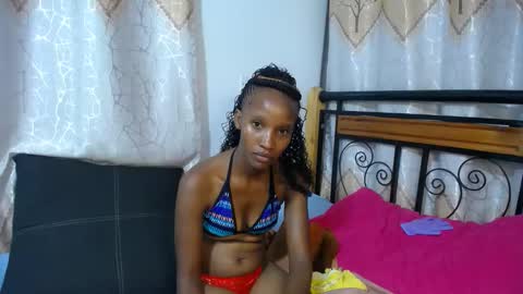 Snapshot of kittyfay_ chatting on February 2026 09:20:02 PM Fay online show from February 2026 09:20:02 PM